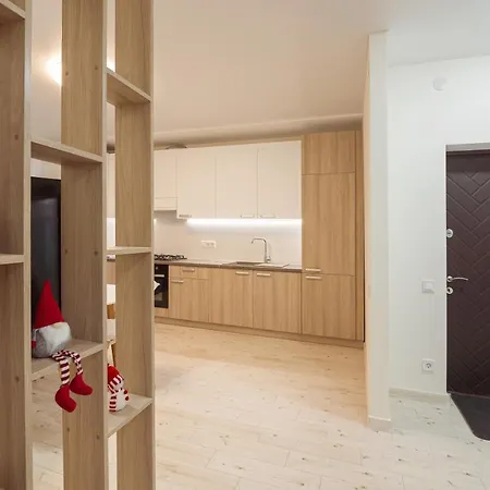 на жасминовій в парковій зоні Lviv