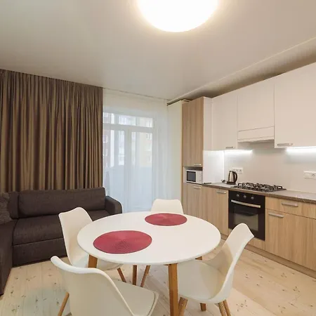 на жасминовій в парковій зоні Львів