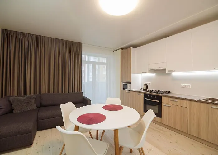 на жасминовій в парковій зоні Leópolis