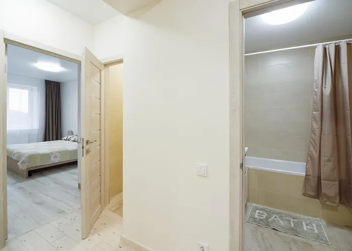 на жасминовій в парковій зоні