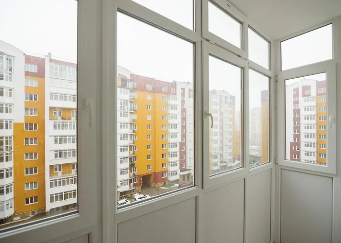 на жасминовій в парковій зоні Leópolis